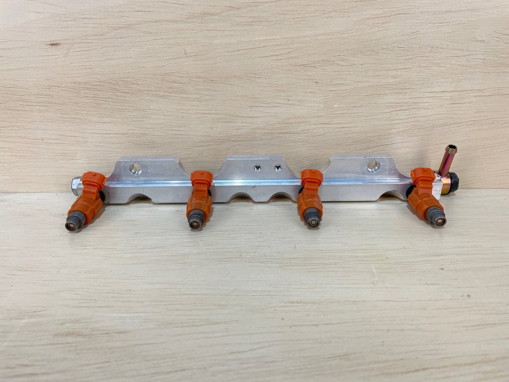 2003 Suzuki 140HP DF140 Outboard Engine Injector Assembly Set 15710-65D00