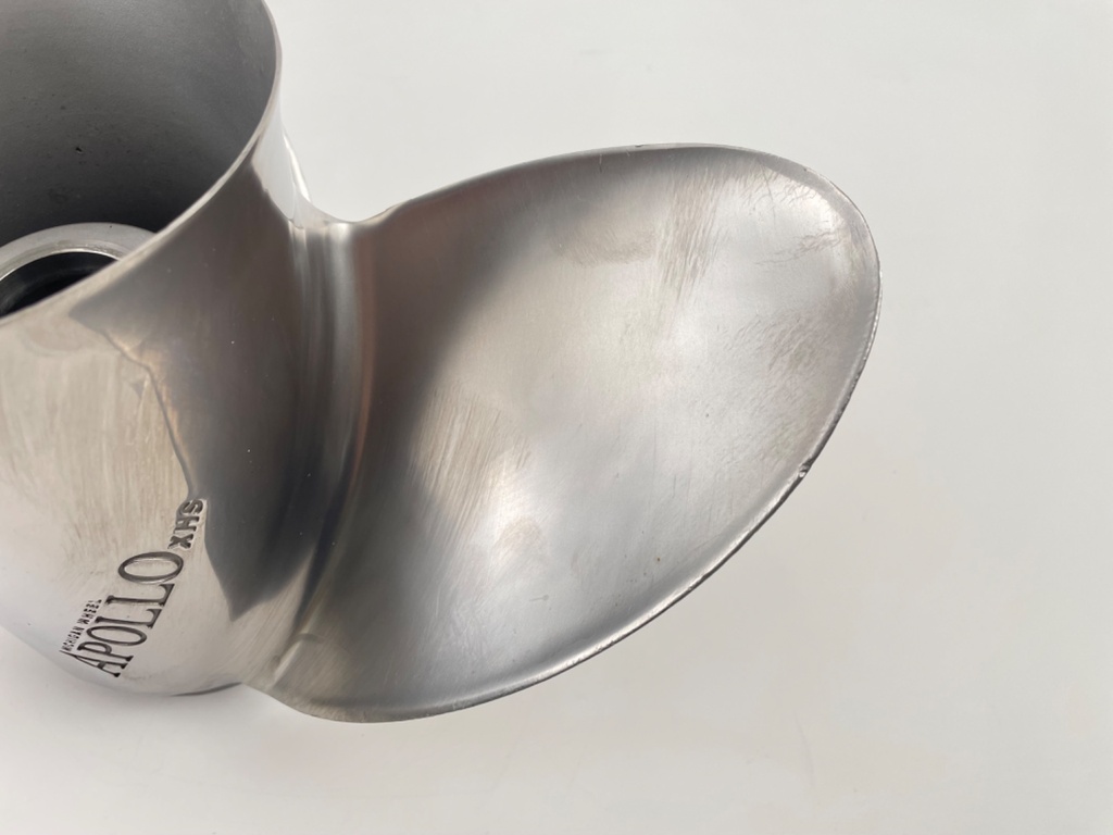 Michigan Wheel Apollo Stainless Steel Prop 993044-14 1/8 x 19 Propeller 3 Blade