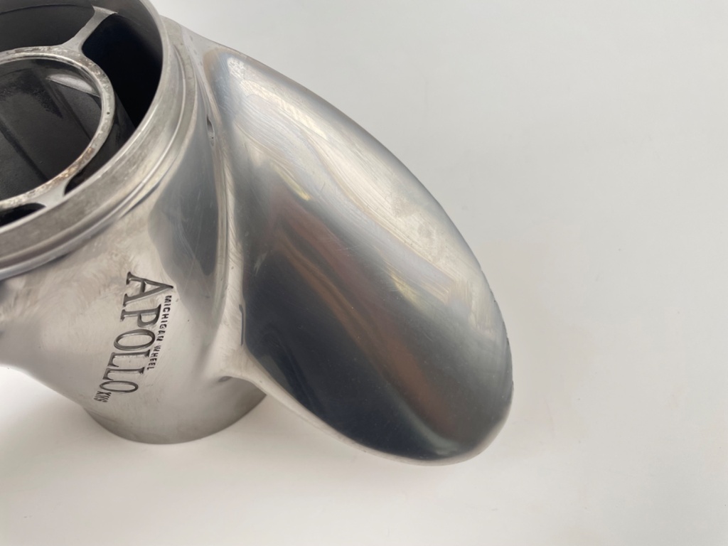 Michigan Wheel Apollo Stainless Steel Prop 993044-14 1/8 x 19 Propeller 3 Blade