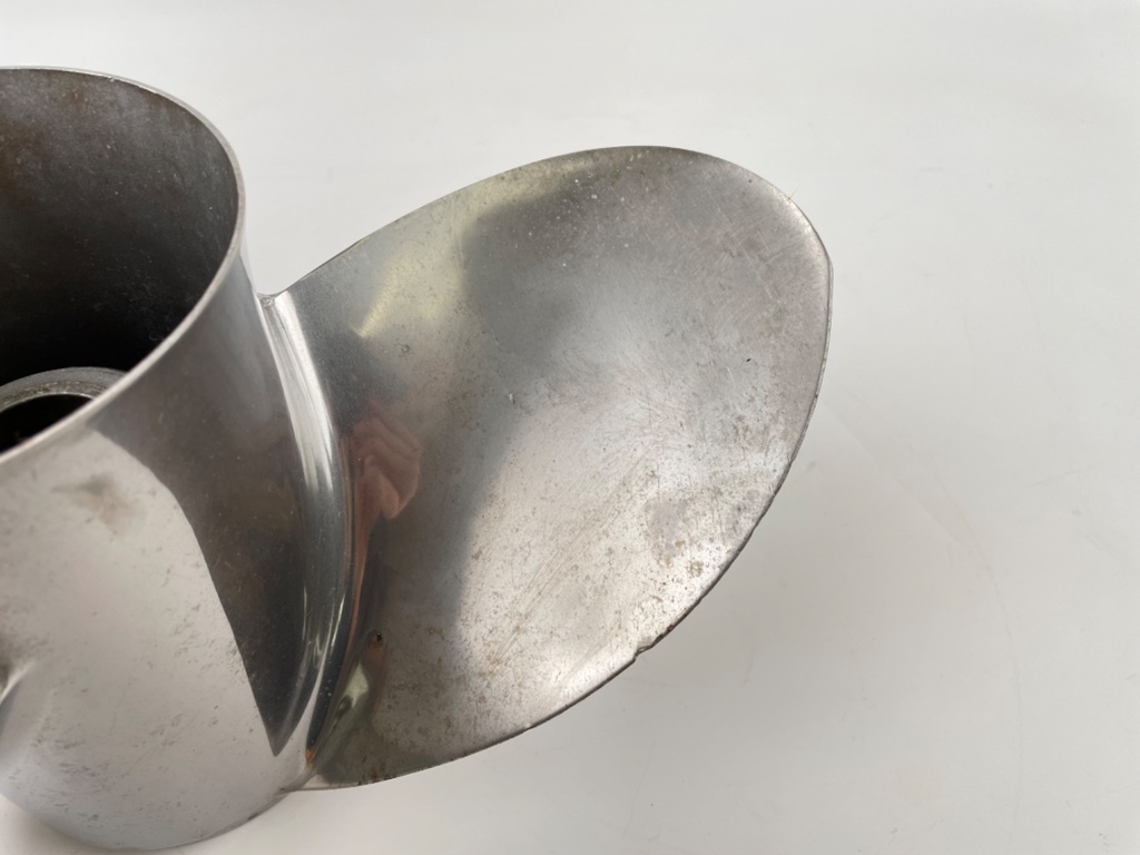 Mercury Mirage Plus Stainless Steel Prop 48-18278 15 1/2 x 15P Standard RH