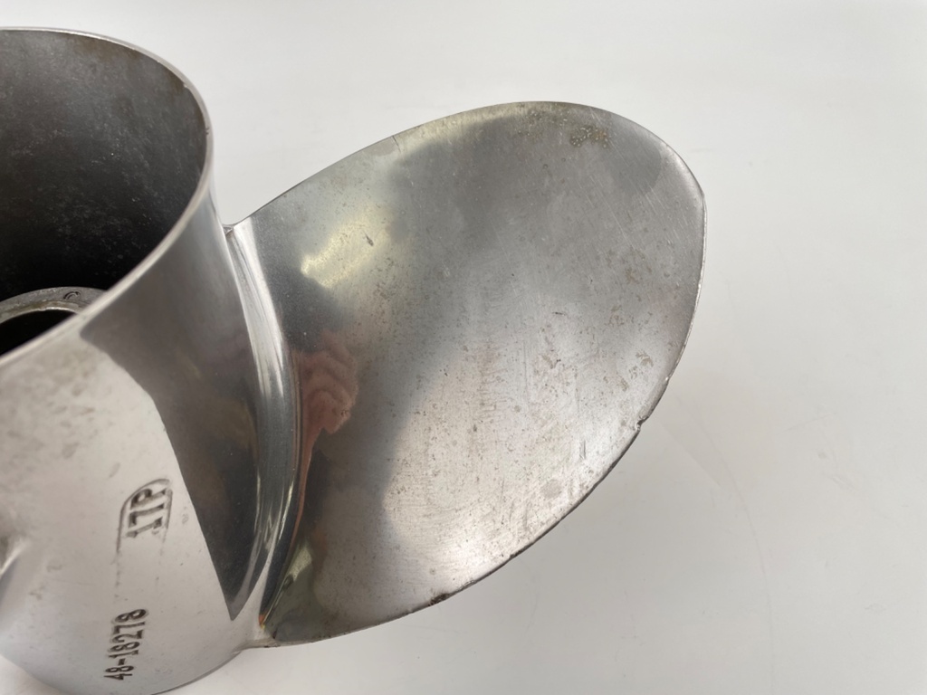 Mercury Mirage Plus Stainless Steel Prop 48-18278 15 1/2 x 15P Standard RH