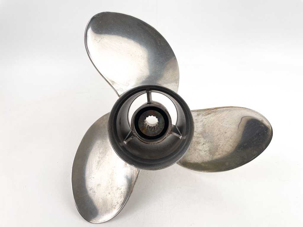 Yamaha Reliance 14 1/2 x 15P Stainless Steel Prop Propeller 3 Blade RH