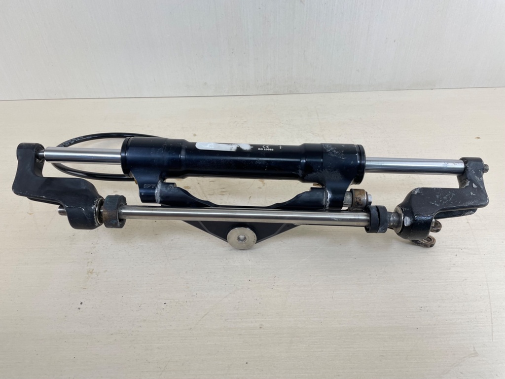 SeaStar Front Mount Outboard Hydraulic Steering Cylinder Assembly HC5358