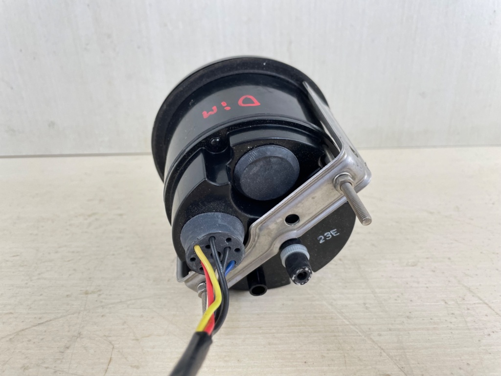 Yamaha Outboard Speedometer Multi-Function Gauge 6Y5-83570-A0-00 Digital - Dim