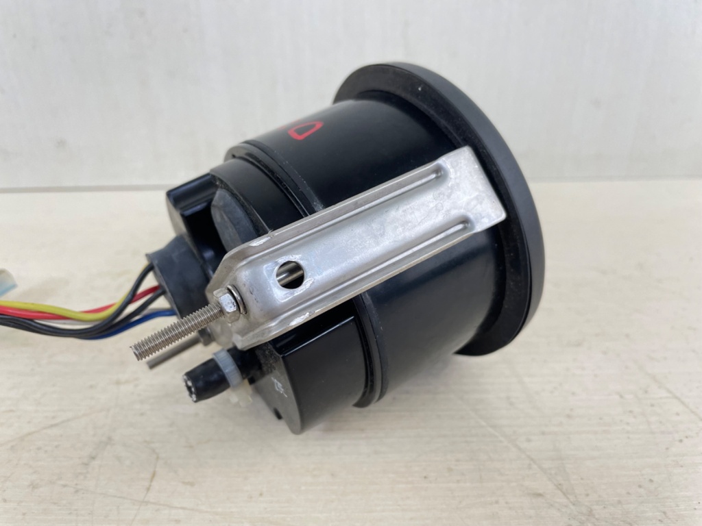 Yamaha Outboard Speedometer Multi-Function Gauge 6Y5-83570-A0-00 Digital - Dim