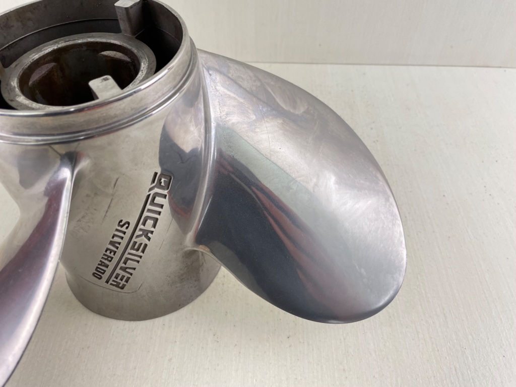Quicksilver Silverado Stainless Steel 3 Blade Propeller Prop 14 1/2" x 17P