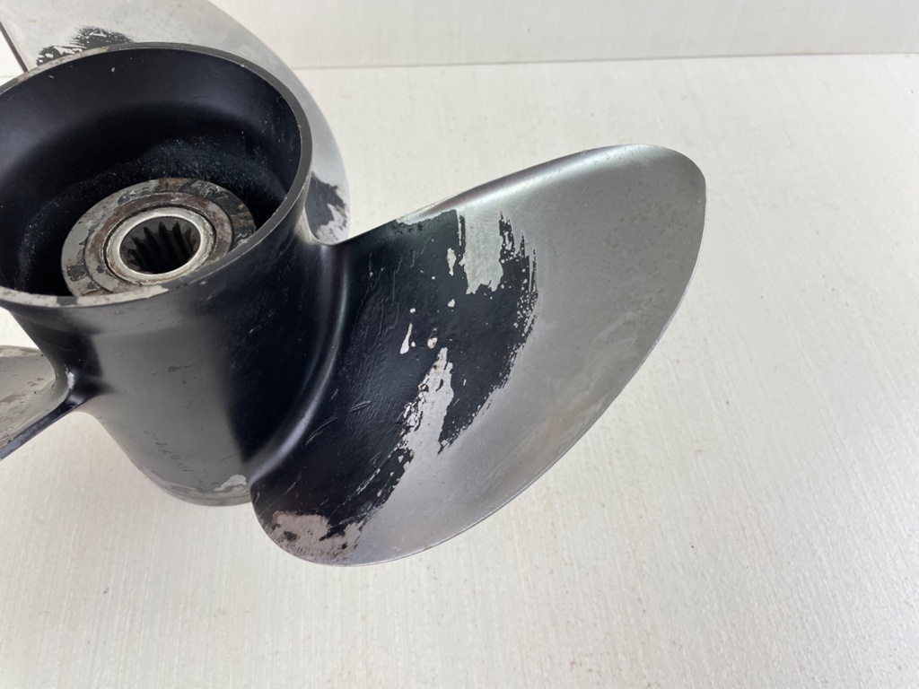 Evinrude Johnson OMC 13 7/8" x 15P SST Stainless Steel Propeller Prop 176571