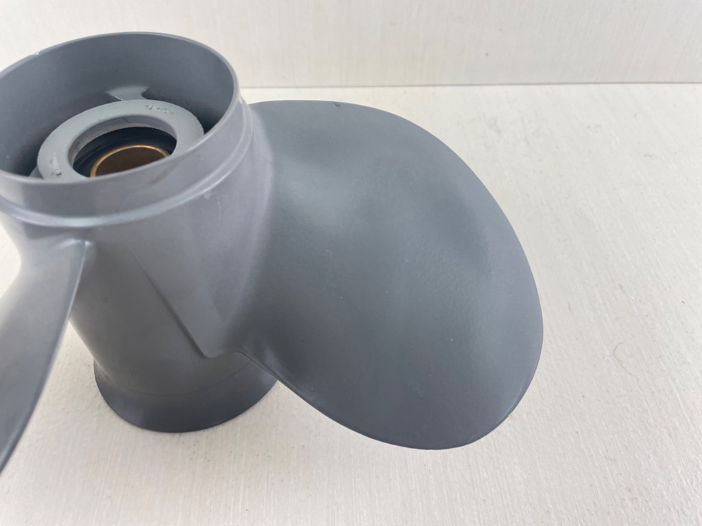 2003 Honda BF40 40HP 4 Stroke Outboard Propeller Prop 11 3/8" x 12P