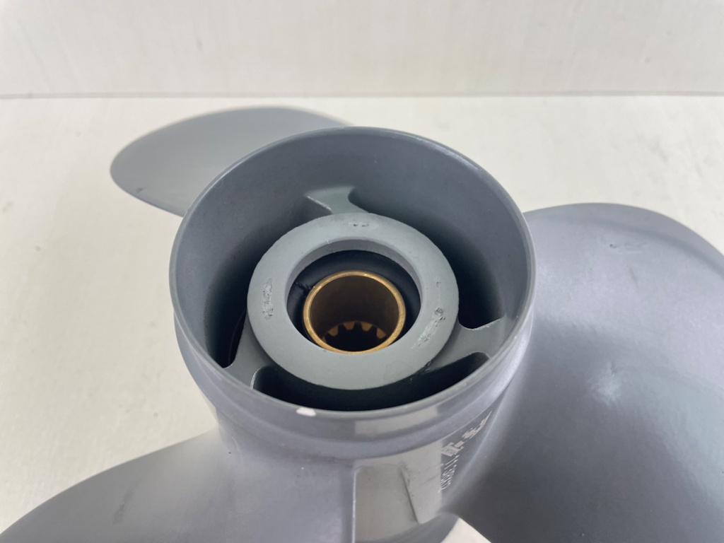 2003 Honda BF40 40HP 4 Stroke Outboard Propeller Prop 11 3/8" x 12P