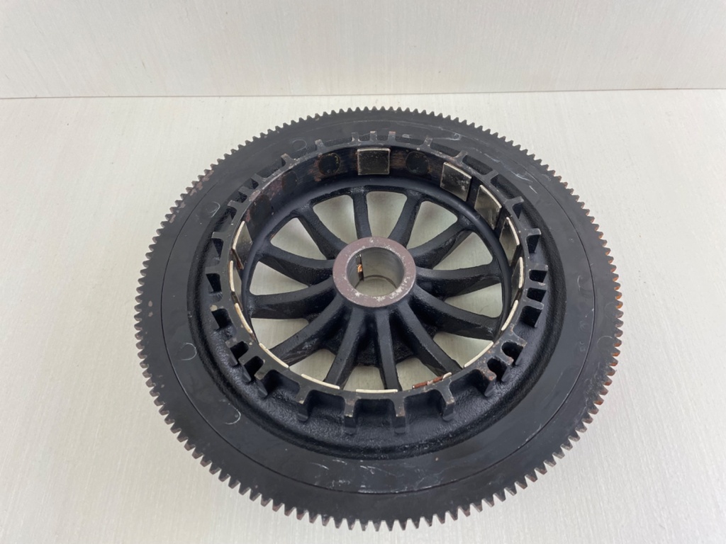 Evinrude Etec G2 V6 2 Stroke Outboard Flywheel Assembly 5008961 - For Parts