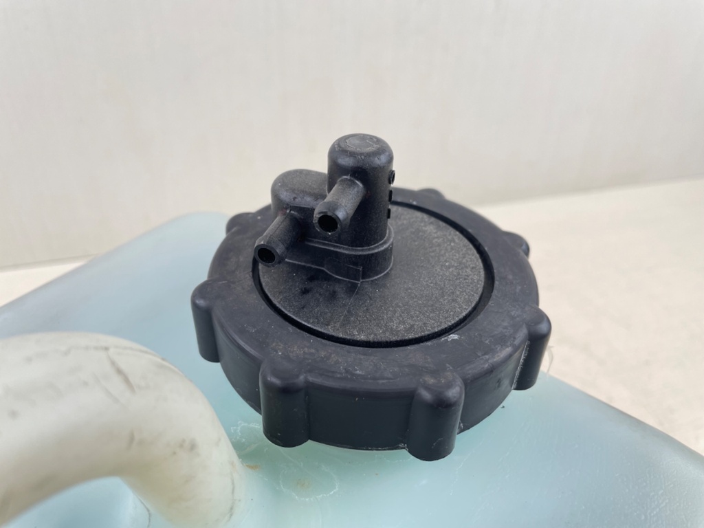 8742A22  Mercury Optimax Two 2 Stroke Outboard Remote Oil Tank Resevoir 3 Gallon