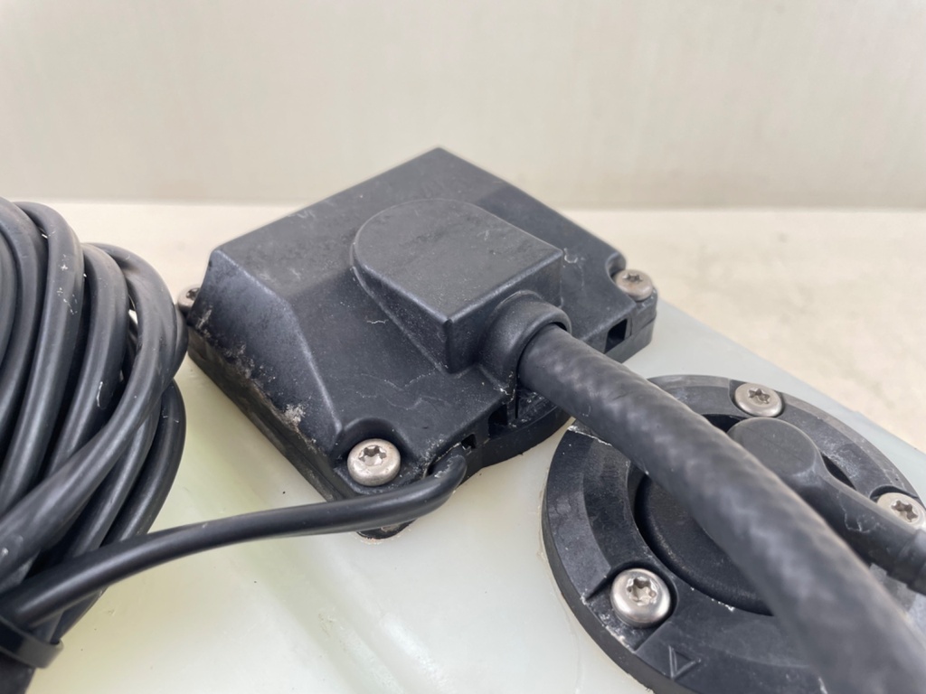 Johnson Evinrude 2 Stroke Outboard Remote Oil Supply Tank 1.8 Gallons 0176712