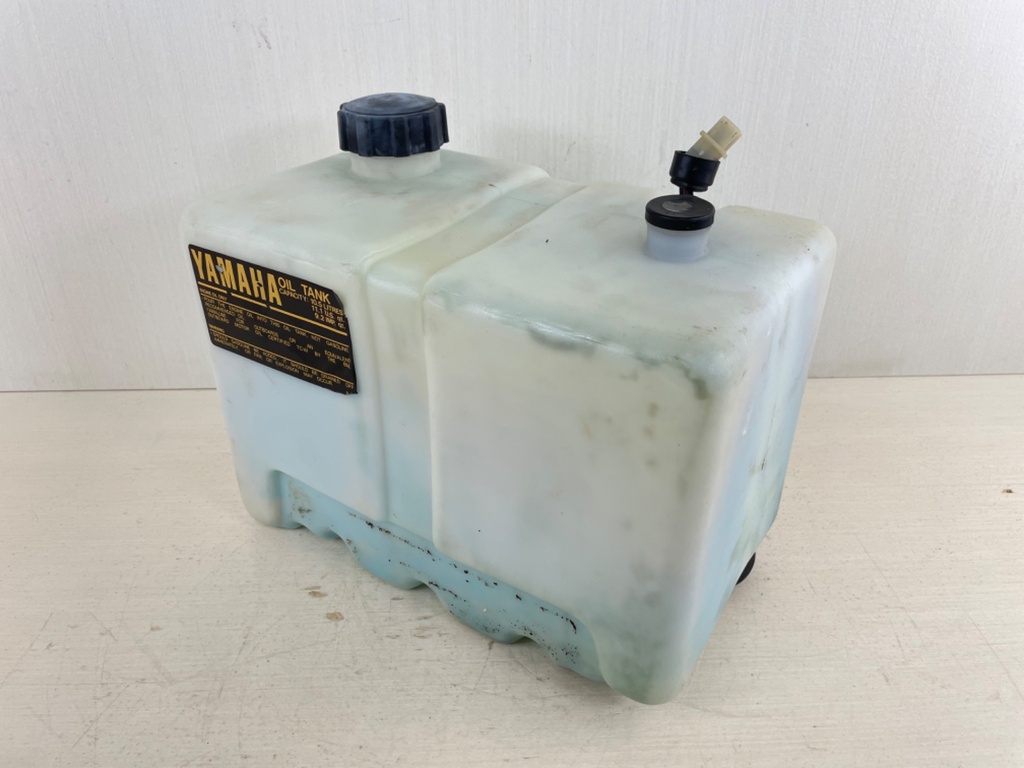 Yamaha Outboard Remote 2 Stroke Oil Tank Assembly 2.8 Gallons 10L No Pump