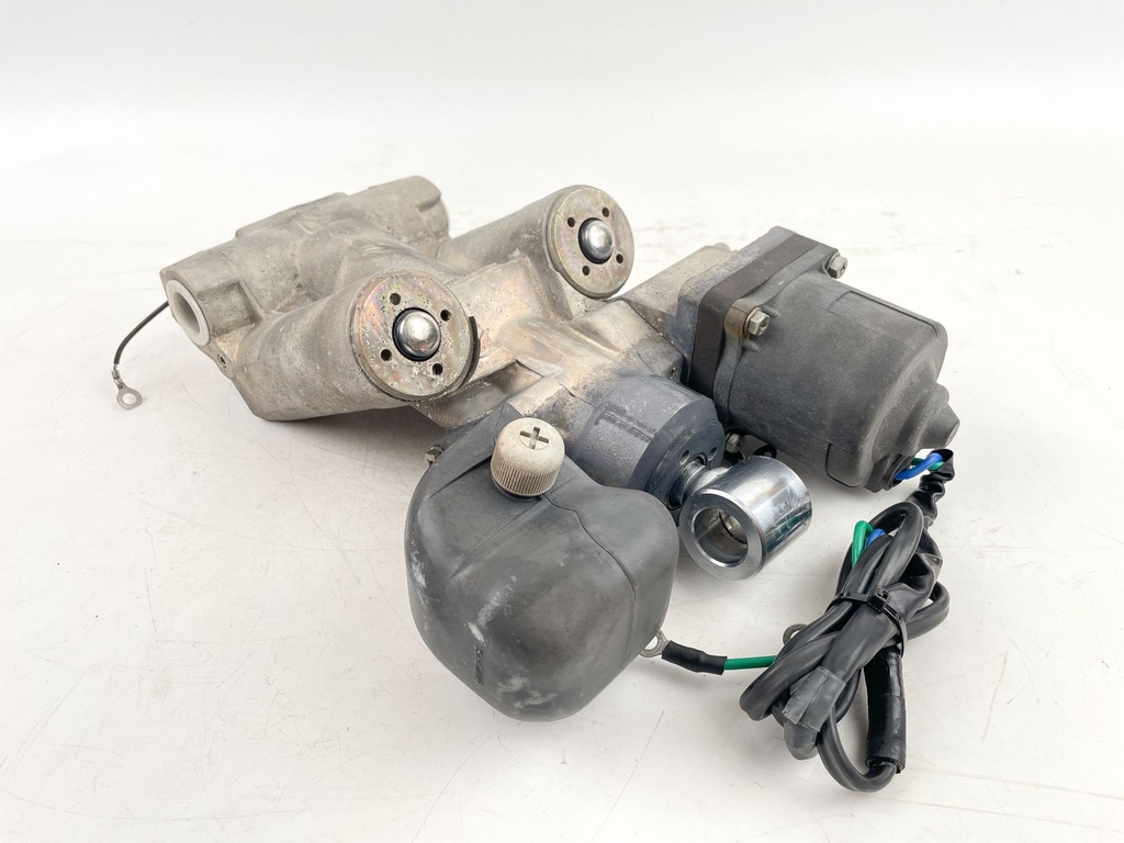 2002-2011 Suzuki DF140 140HP 4 Stroke Outboard Power Trim Tilt Unit 48503-92J04