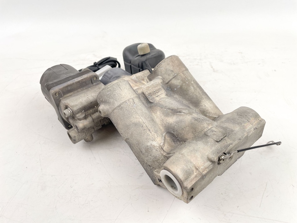 2002-2011 Suzuki DF140 140HP 4 Stroke Outboard Power Trim Tilt Unit 48503-92J04