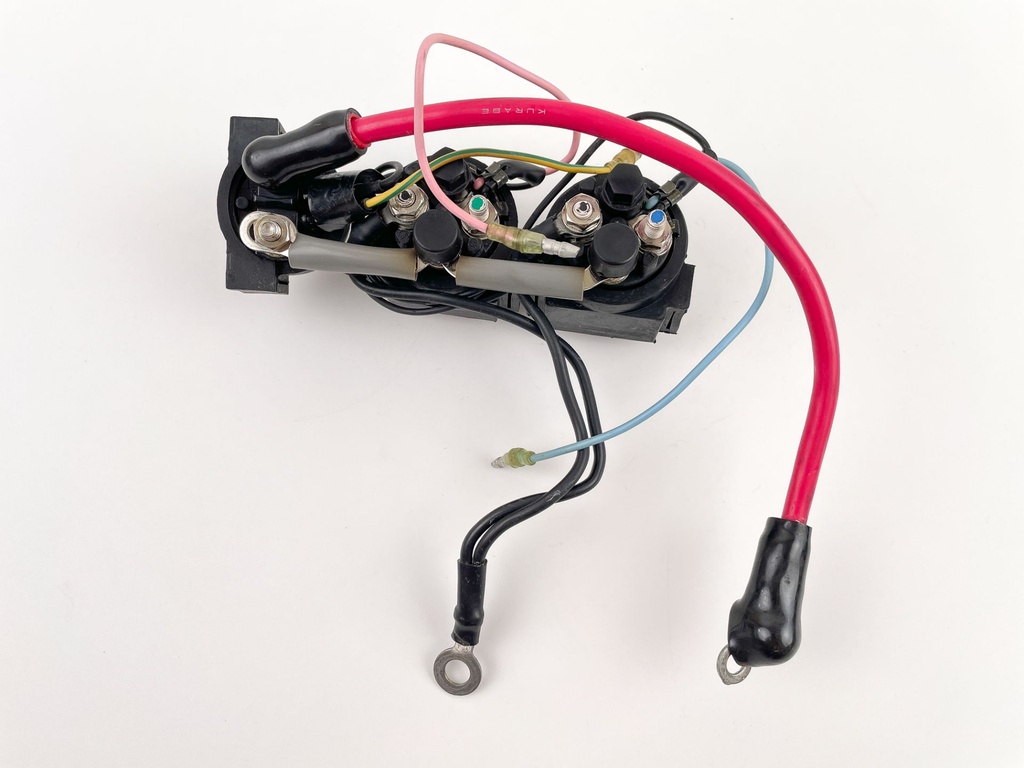 2002 Suzuki 60 HP 4 Stroke Outboard Trim Tilt Relay 38410-94552 OEM