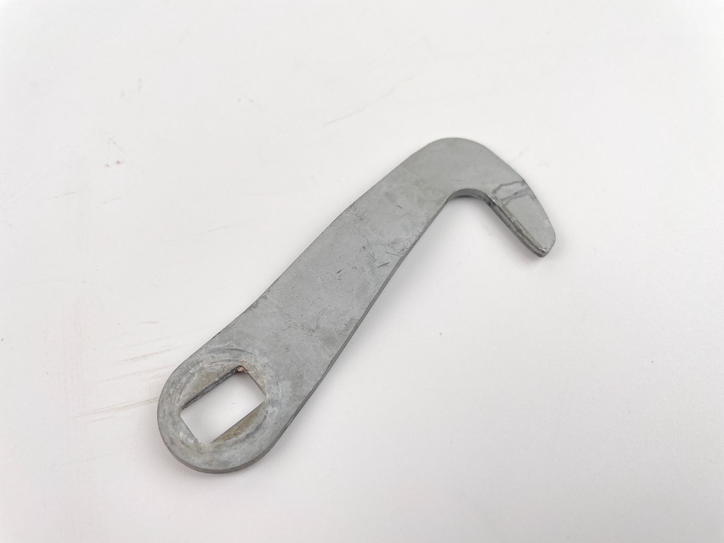 2002 Suzuki 140 HP 4 Stroke Outboard Starboard Latch Handle 61633-90J01-0EP OEM