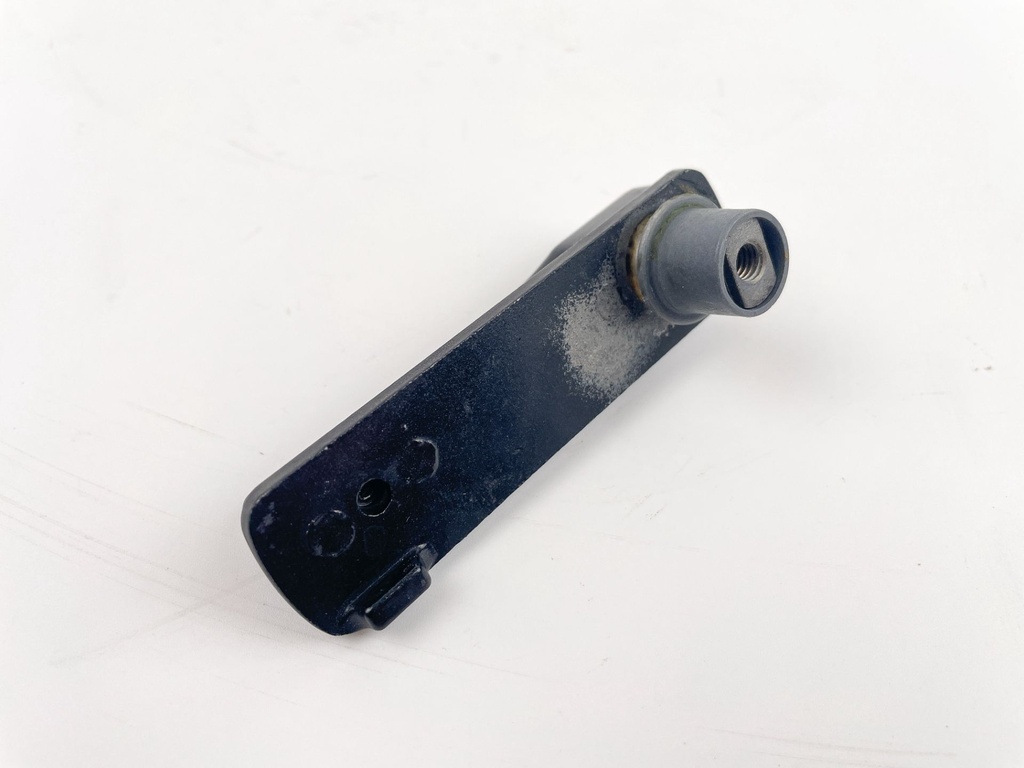 2002 Suzuki 140 HP 4 Stroke Outboard Front Latch Handle 61645-90J01-0EP OEM