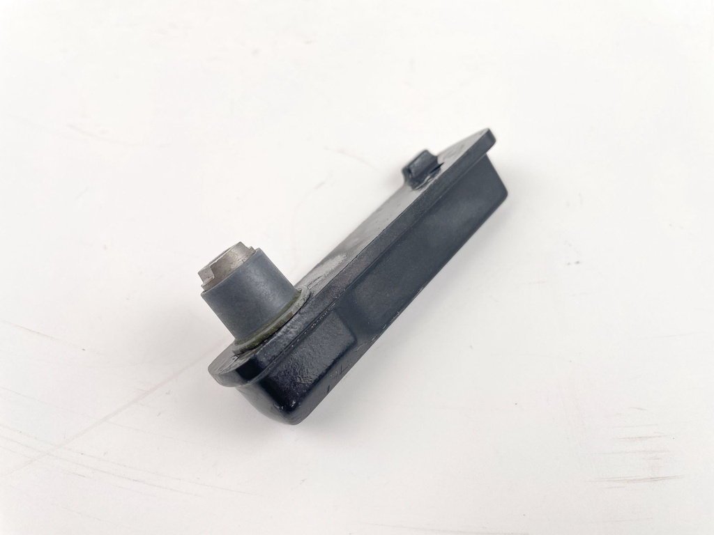 2002 Suzuki 140 HP 4 Stroke Outboard Front Latch Handle 61645-90J01-0EP OEM