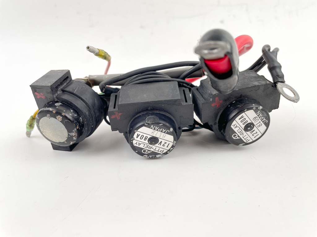 2004 Suzuki 70 HP 4 Stroke Outboard Trim Tilt Relay 38410-94552 OEM