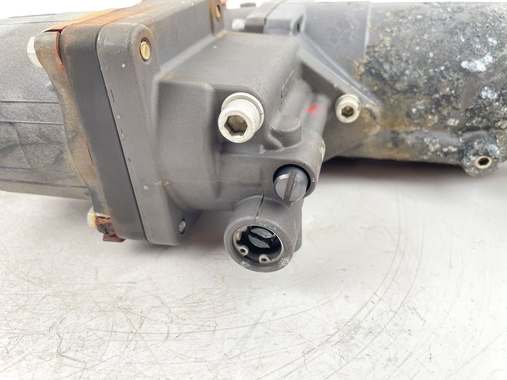 Johnson Evinrude Suzuki DF 70 90 115 HP Outboard Engine Tilt Trim Unit Assembly