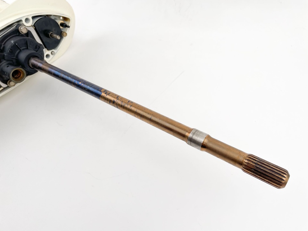 2019 Suzuki 90 HP 4 Stroke Outboard Lower Unit Gear Case 55110-87L32-Y5S OEM