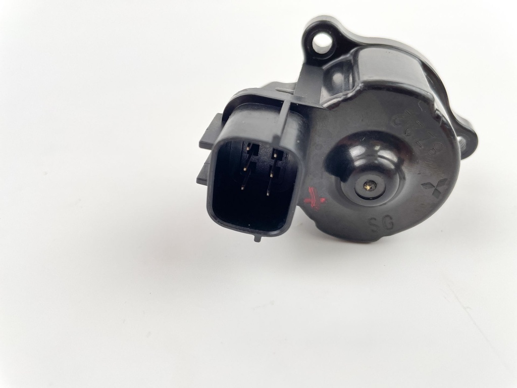 2019 Suzuki 90 HP 4 Stroke Outboard IAC Idle Air Control Valve 18137-87L01 OEM