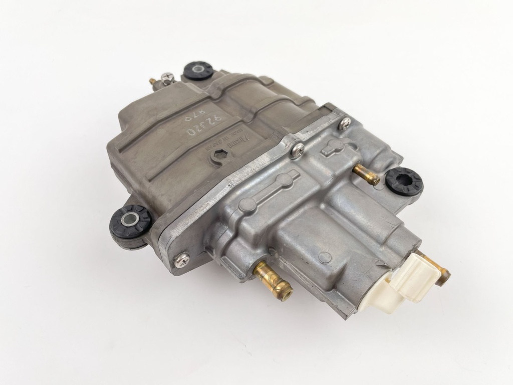 2019 Suzuki 90 HP 4 Stroke Outboard Vapor Separator Tank VST 15600-92J20 OEM