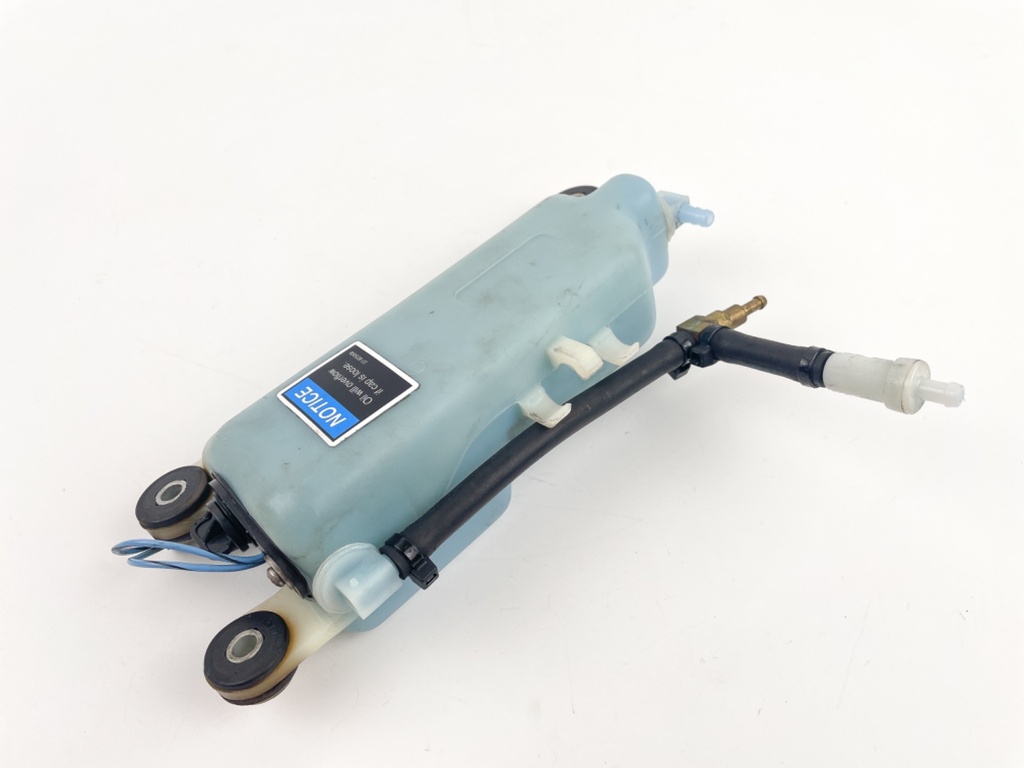 2006 Mercury 175 HP 2 Stroke Outboard Oil Tank Reservoir 833069T9 OEM