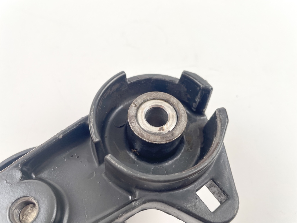 2006 Mercury 175 HP 2 Stroke Outboard Belt Tensioner 856815T2 OEM