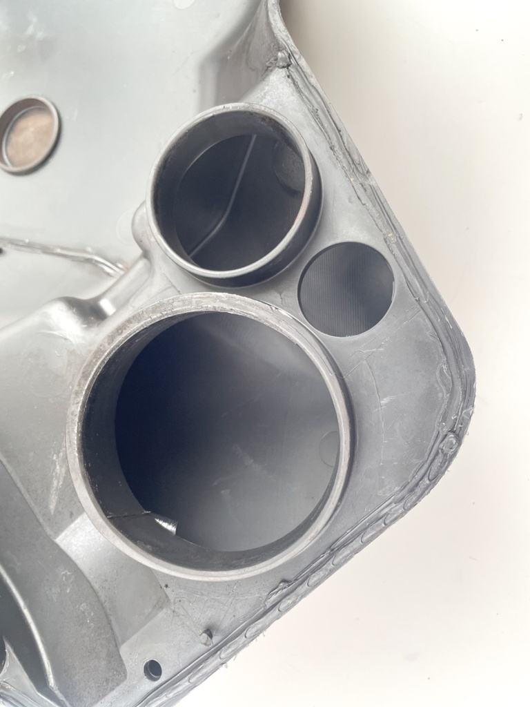 2006 Mercury 175 HP 2 Stroke Outboard Flywheel Cover 827325T11 OEM