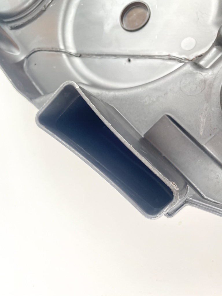 2006 Mercury 175 HP 2 Stroke Outboard Flywheel Cover 827325T11 OEM