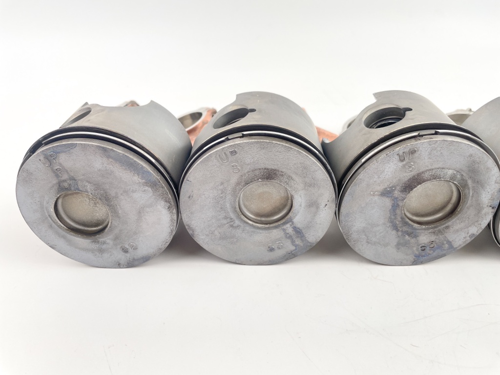 2006 Mercury 175 HP 2 Stroke Outboard Piston & Connecting Rod Set 859562T4 OEM