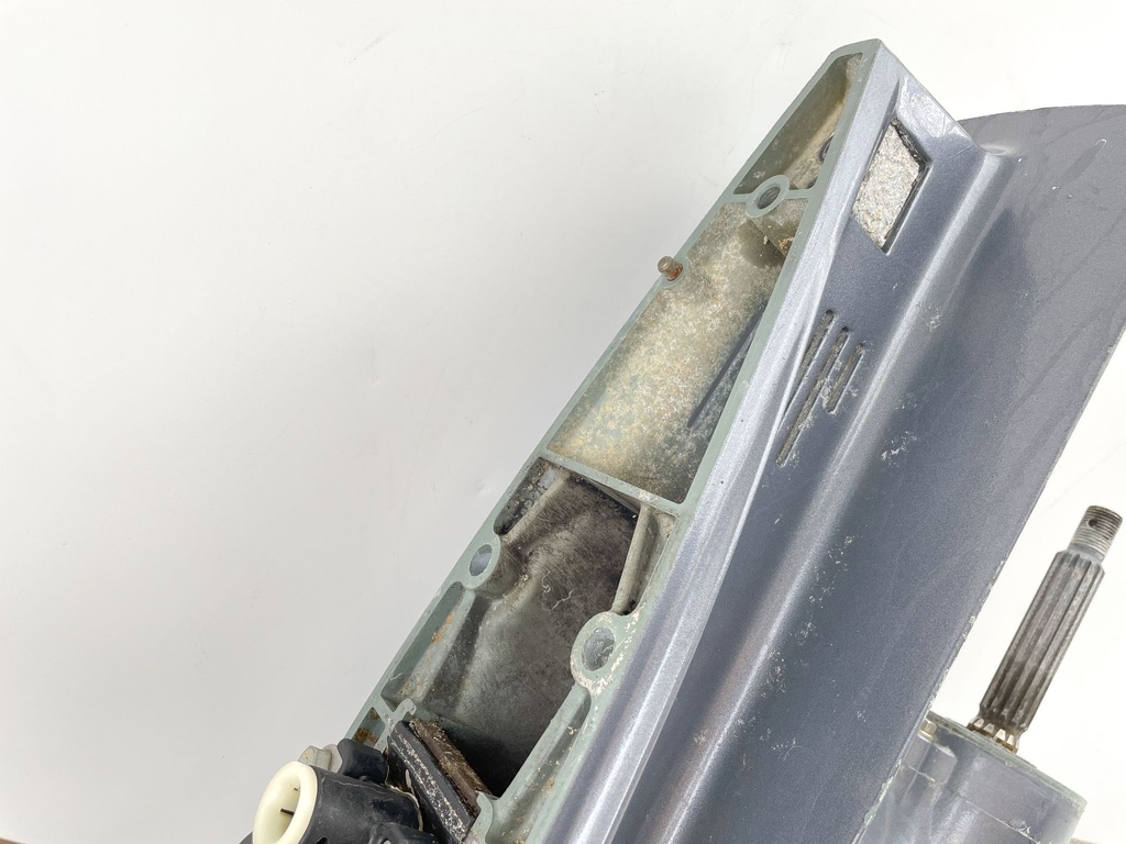 1995-2009 Yamaha 40 50 HP 2 Stroke Outboard 20" Lower Unit Gear Case