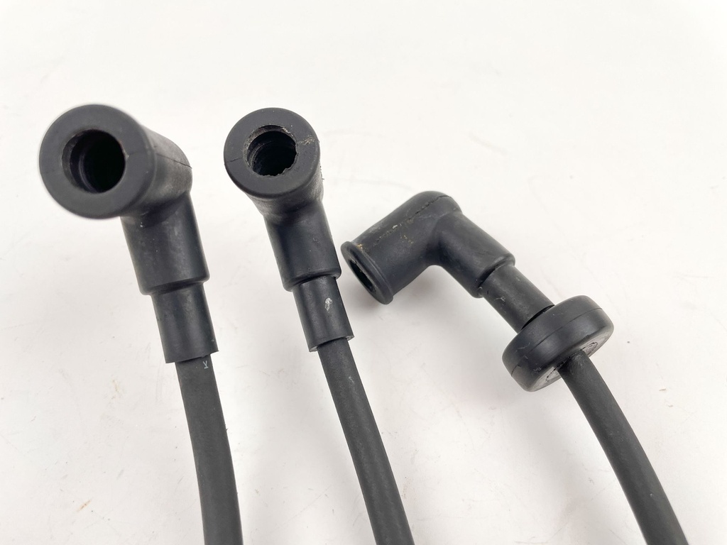 1995 Yamaha 40 HP 2 Stroke Outboard Ignition Coil Set 6H5-85570-00-00 OEM