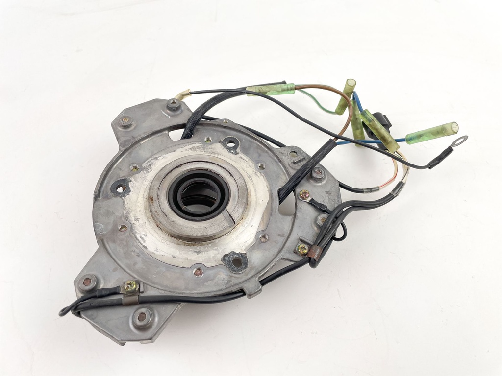1997 Yamaha 50HP 2 Stroke Outboard Pulser Coil Base Assembly 63D-85560-10-00