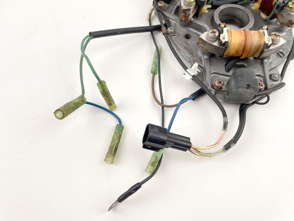 1997 Yamaha 50HP 2 Stroke Outboard Pulser Coil Base Assembly 63D-85560-10-00