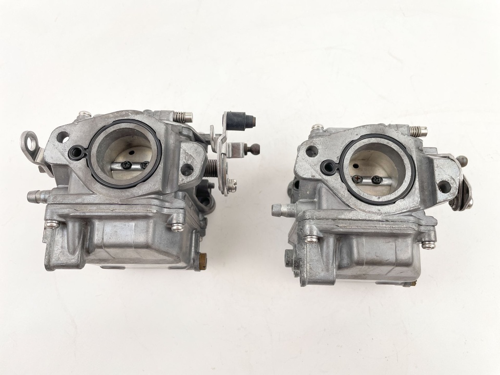 1997 Yamaha 40 HP 2 Stroke Outboard Carburetor Top & Bottom 63D-14301-00-00