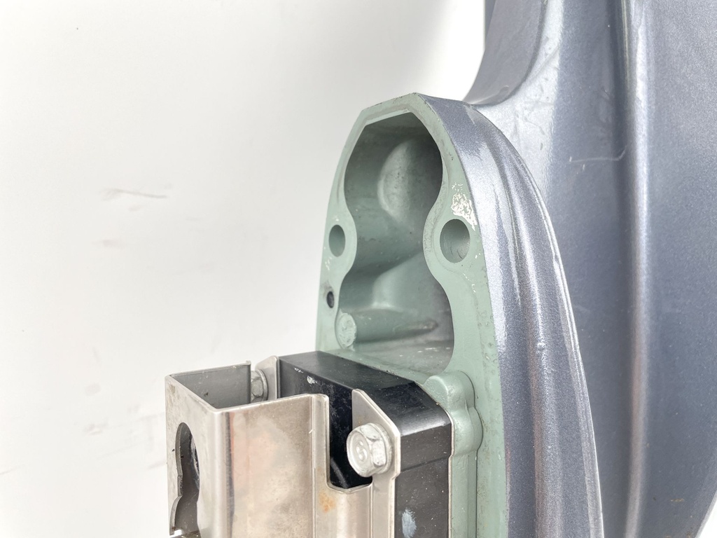 Yamaha 25HP 4 Stroke Outboard 20" Long Lower Unit Gear Case 1998-2012