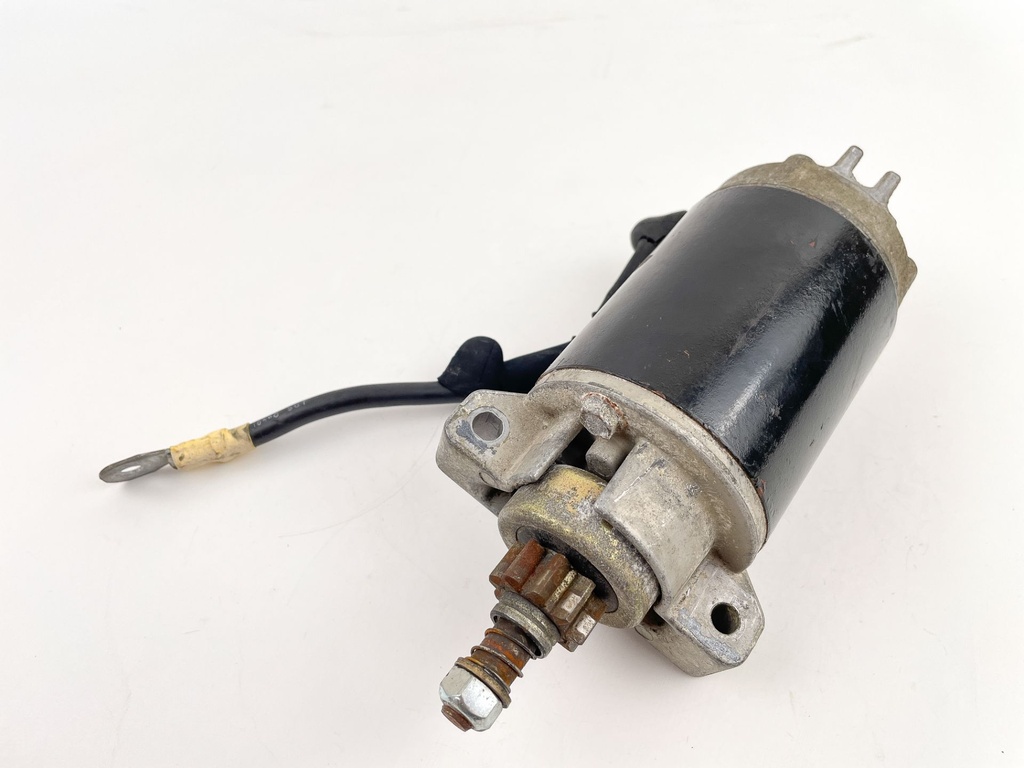 2001 Yamaha 25 HP 4 Stroke Outboard Starter Motor 65W-81800-01-00 OEM