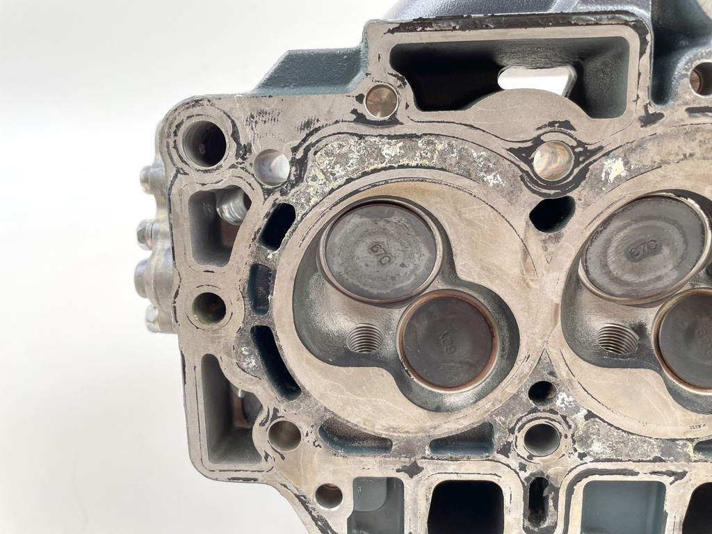 2001 Yamaha 25 HP 4 Stroke Outboard Cylinder Head 65W-W009A-12-4D OEM