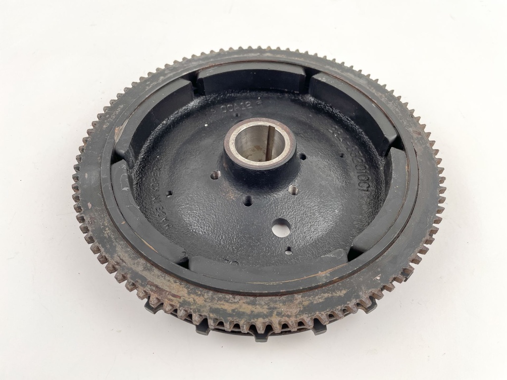 1998-08 Yamaha 25 30 40 HP 4 Stroke Outboard Flywheel Rotor 65W-85550-01-00