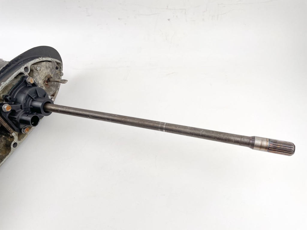 1998 Suzuki 70 HP 4 Stroke Outboard Lower Unit Gear Case 55110-99E02-0EP