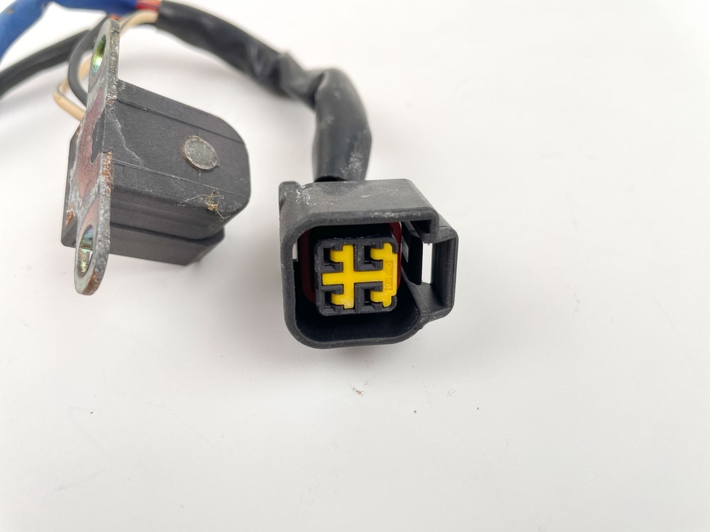 1998 Suzuki 70 HP 4 Stroke Outboard Crankshaft Position Sensor CPS 32160-99E00 OEM