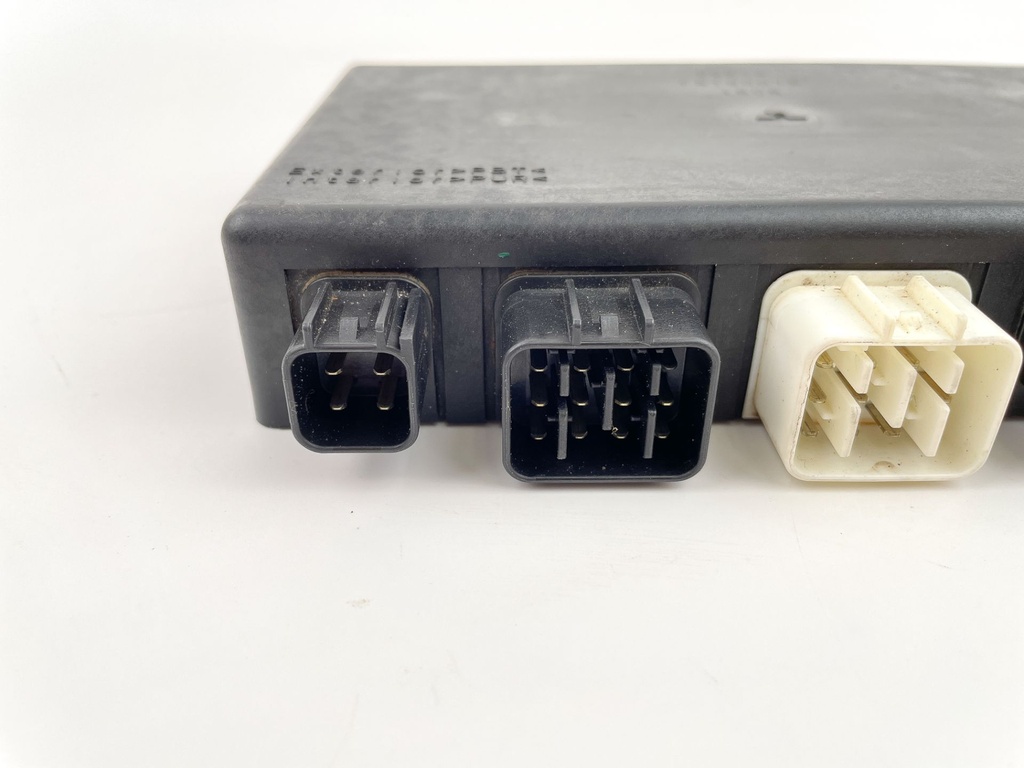 1998 Suzuki 70 HP 4 Stroke Outboard Engine Control Unit ECU 33920-99EA0 118 Hours