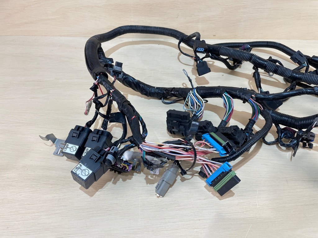 Mercury Verado 2.6L 350HP Outboard Engine Wiring Harness 8M0102454