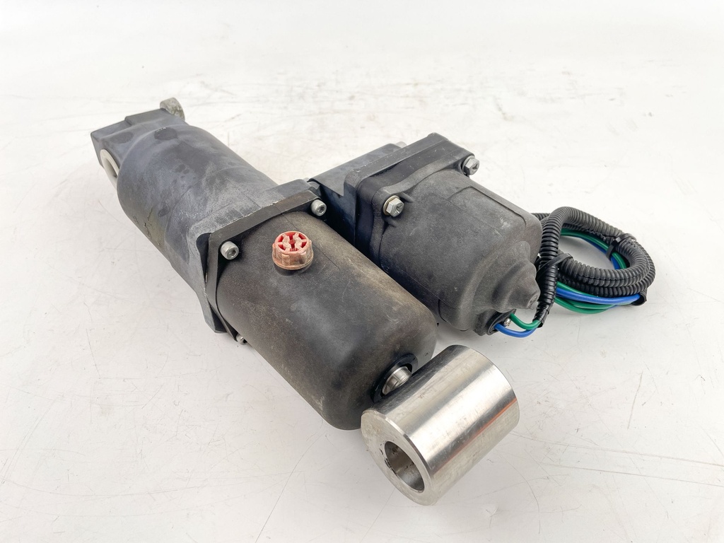 Johnson Evinrude Suzuki DF 70 90 115 HP Outboard Engine Tilt Trim Unit Assembly