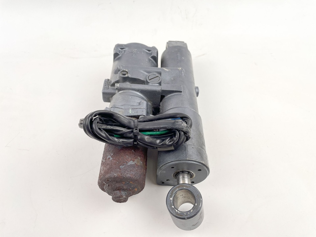 1995 - 2001 Yamaha 40 50 HP 4 Stroke Outboard Power Trim & Tilt Unit Assembly