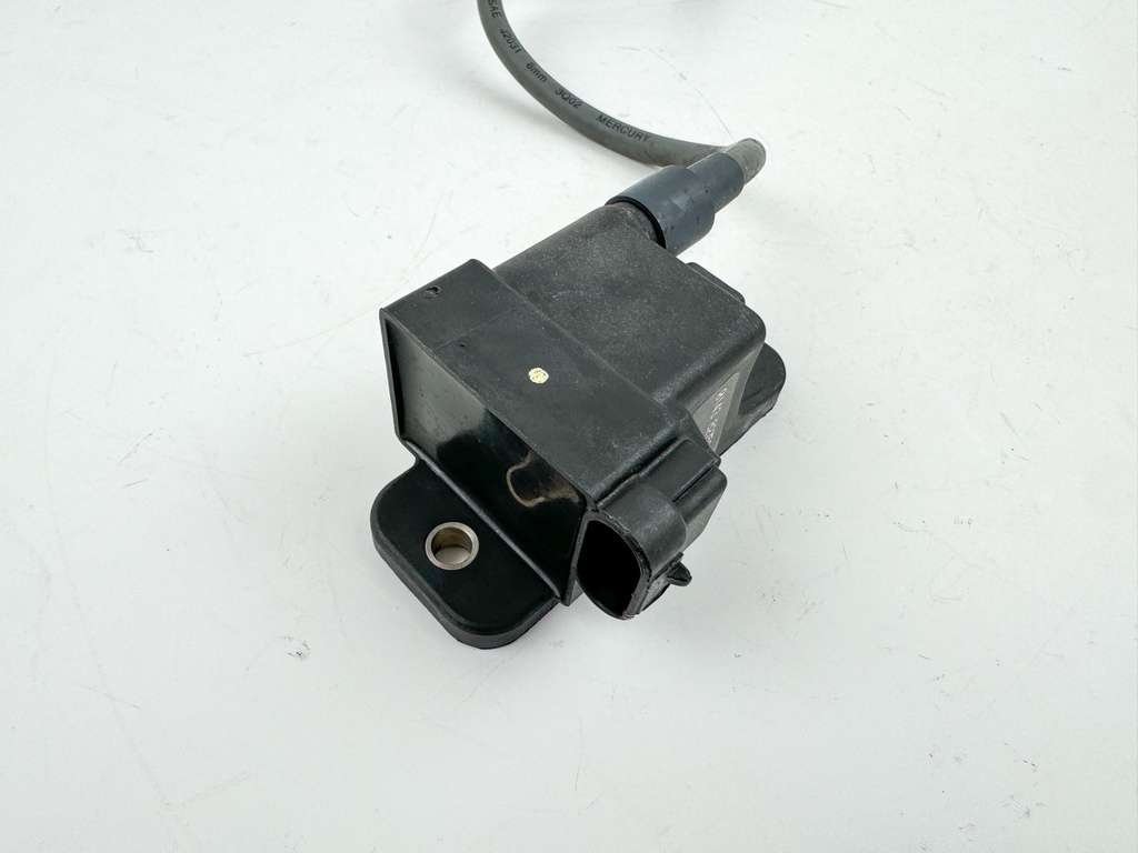2001 Mercury 90 HP 2 Stroke Outboard Ignition Coil 827509A10 OEM