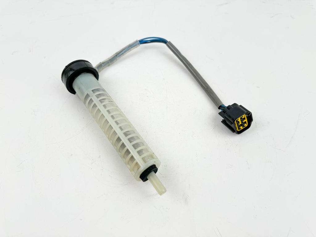 2002 Yamaha 200 HP 2 Stroke Outboard Oil Level Sensor 67H-85730-01-00 OEM